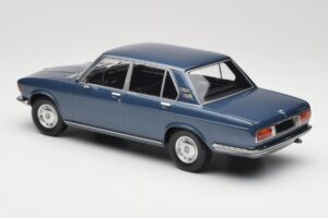 BMW 2500 E3 Blue Metallic Minichamps 1:18 155029200 Metāls — attēls 5 no 6