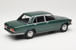 BMW 2500 E3 Green Metallic Minichamps 1:18 155029201 Metāls — attēls 2 no 6
