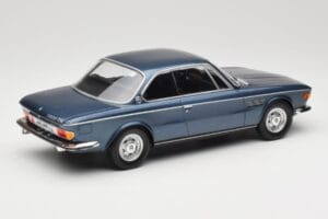 BMW 2800 CS E9 Zils Metaliks Minichamps 1:18 155028032 Metāls — attēls 2 no 6
