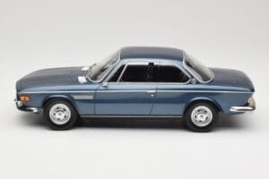 BMW 2800 CS E9 Zils Metaliks Minichamps 1:18 155028032 Metāls — attēls 3 no 6