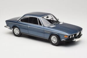 BMW 2800 CS E9 Zils Metaliks Minichamps 1:18 155028032 Metāls — attēls 4 no 6