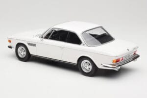 BMW 2800 CS E9 Balts Minichamps 1:18 155028030 Metāls — attēls 5 no 6
