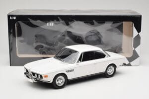 BMW 2800 CS E9 Balts Minichamps 1:18 155028030 Metāls — attēls 6 no 6