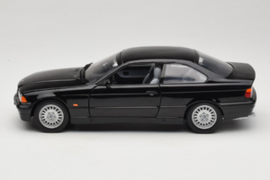 BMW 3 Series E36 Coupe Melns UT Models 1:18 BMW009 Metāls — attēls 4 no 8