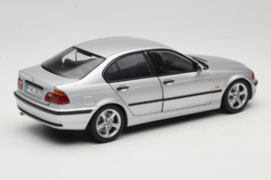 BMW 3 Series E46 Sudrabs UT Models 1:18 80439421535 Metāls — attēls 3 no 8