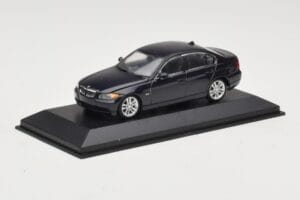 BMW 3 Series E90 Dark Blue Metallic Minichamps 1:43 80420392151-R Metāls — attēls 3 no 5