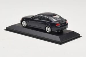 BMW 3 Series E90 Dark Blue Metallic Minichamps 1:43 80420392151-R Metāls — attēls 4 no 5