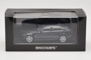 BMW 3 Series E90 Dark Blue Metallic Minichamps 1:43 80420392151-R Metāls — attēls 5 no 5