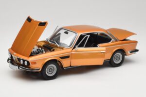 BMW 3.0 CSi E9 Gold Metallic Minichamps 1:18 180029027 Metāls — attēls 2 no 8