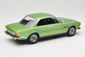 BMW 3.0 CSi E9 Green Metallic Minichamps 1:18 155028034 Metāls — attēls 2 no 6