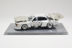 BMW 3.0 CSL Art Car Frank Stella Minichamps 1:18 80430150928 Metāls