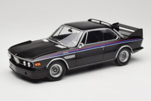 BMW 3.0 CSL E9 Melns Minichamps 1:18 155028134 Metāls