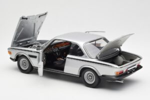 BMW 3.0 CSL E9 Sudrabs Minichamps 1:18 180029020 Metāls — attēls 5 no 8