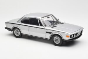 BMW 3.0 CSL E9 Sudrabs Minichamps 1:18 180029020 Metāls — attēls 6 no 8