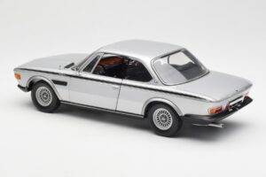 BMW 3.0 CSL E9 Sudrabs Minichamps 1:18 180029020 Metāls — attēls 7 no 8