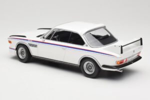 BMW 3.0 CSL E9 Balts Minichamps 1:18 155028136 Metāls — attēls 5 no 6