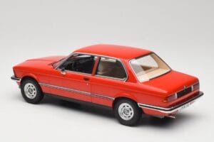 BMW 316 E21 Sarkans Minichamps 1:18 107024100 Sveķi — attēls 5 no 6