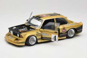 BMW 320i #4 Warsteiner J. Obermoser DRM 1977 Minichamps 1:18 180772105-R1 Metāls — attēls 2 no 8