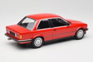 BMW 323i E21 Sarkans Minichamps 1:18 155026000 Metāls — attēls 2 no 6