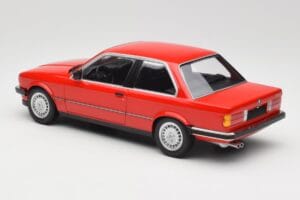 BMW 323i E21 Sarkans Minichamps 1:18 155026000 Metāls — attēls 5 no 6