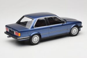 BMW 323i E30 Blue Metallic Minichamps 1:18 155026002 Metāls — attēls 2 no 6