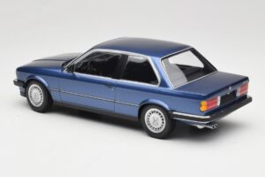 BMW 323i E30 Blue Metallic Minichamps 1:18 155026002 Metāls — attēls 5 no 6