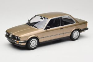 BMW 323i E30 Brown Metallic Minichamps 1:18 155026004 Metāls