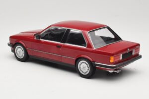 BMW 323i E30 Carmine Minichamps 1:18 155026008 Metāls — attēls 5 no 6