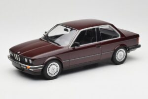 BMW 323i E30 Dark Red Metallic Minichamps 1:18 155026007 Metāls