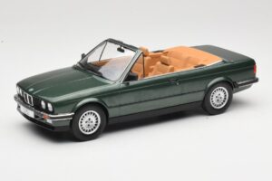 BMW 325i E30 Kabriolets Zaļš MCG 1:18 MCG18545 Metāls