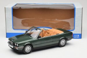 BMW 325i E30 Kabriolets Zaļš MCG 1:18 MCG18545 Metāls — attēls 6 no 6