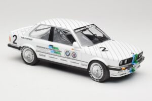 BMW 325i E30 #2 O. Manthey Vogelsang Automobile 3rd Place Eifel Race DTM 1986 Minichamps 1:18 155862602 Metāls — attēls 4 no 6