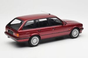 BMW 325i E30 Touring Sarkans Metallic Norev 1:18 183218 Metāls — attēls 2 no 6