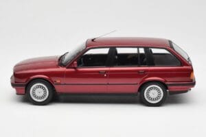 BMW 325i E30 Touring Sarkans Metallic Norev 1:18 183218 Metāls — attēls 3 no 6