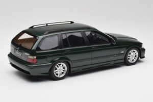 BMW 328i E36 Touring M Pack Paparžu Zaļš Otto 1:18 OT1064 Sveķi — attēls 2 no 6