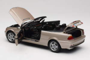 BMW 328i E46 Kabriolets Sand Beige Metallic Kyosho 1:18 80430009756 Metāls — attēls 6 no 9