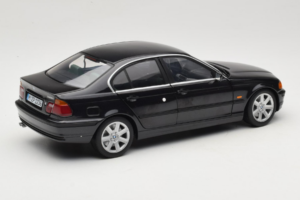 BMW 328i E46 Melns UT Models 1:18 80439422373 Metāls — attēls 3 no 8