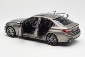 BMW 330i G20 Sudrabs Norev 1:18 183275 Metāls — attēls 5 no 8