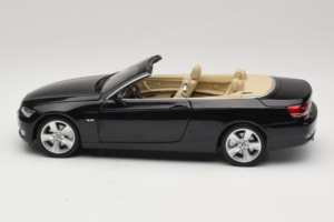 BMW 335i E93 Kabriolets Sapphire Black Kyosho 1:18 80430413375 Metāls — attēls 4 no 10