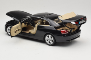 BMW 335i E93 Kabriolets Sapphire Black Kyosho 1:18 80430413375 Metāls — attēls 6 no 10