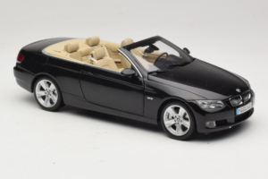 BMW 335i E93 Kabriolets Sapphire Black Kyosho 1:18 80430413375 Metāls — attēls 8 no 10