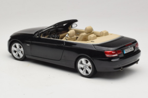 BMW 335i E93 Kabriolets Sapphire Black Kyosho 1:18 80430413375 Metāls — attēls 9 no 10