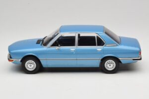BMW 5 Series E12 Zils MCG 1:18 MCG18541 Metāls — attēls 3 no 6