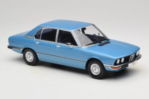 BMW 5 Series E12 Zils MCG 1:18 MCG18541 Metāls — attēls 4 no 6