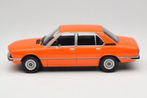 BMW 5 Series E12 Oranžs MCG 1:18 MCG18540 Metāls — attēls 3 no 6