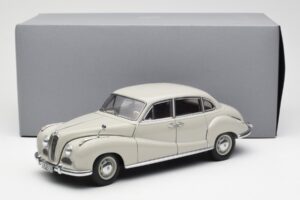 BMW 501 Cortina Pelēks AUTOart 1:18 80430393098 Metāls — attēls 8 no 8