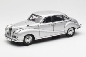 BMW 502 2.6 Luxus Super Sudrabs AUTOart 1:18 70593 Metāls
