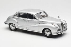 BMW 502 2.6 Luxus Super Sudrabs AUTOart 1:18 70593 Metāls — attēls 6 no 8