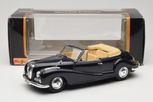 BMW 502 Kabriolets Melns Maisto 1:18 31817 Metāls — attēls 8 no 8