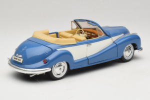 BMW 502 Kabriolets Zils Tchibo 1:18 45396 Metāls — attēls 3 no 8